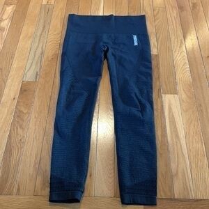 Gymshark Leggings Size Small Gray Black Athletic Skinny Leg Pull On Pants